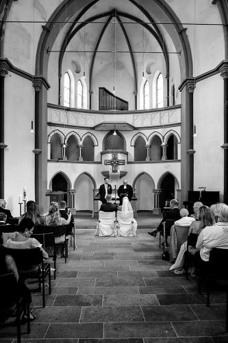 hochzeitsfotograf-olaf-fingerle-osterspai-brautpaar-stephanie-ian-koblenz-simmern-st. goar-boppard-cochem-neuwied-bad ems-lahnstein-montabaur-0032