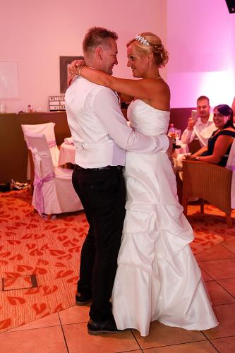 hochzeitsfotograf-olaf-fingerle-osterspai-brautpaar-stephanie-ian-koblenz-simmern-st. goar-boppard-cochem-neuwied-bad ems-lahnstein-montabaur-0056